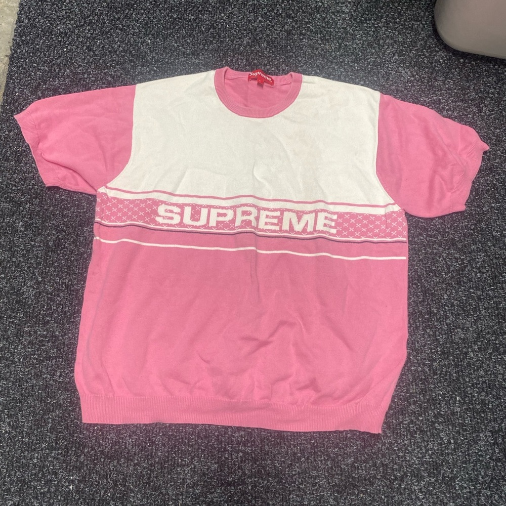 Supreme Womens Pullover Crew Neck Logo Sweatshirt Pink & White Size Large.